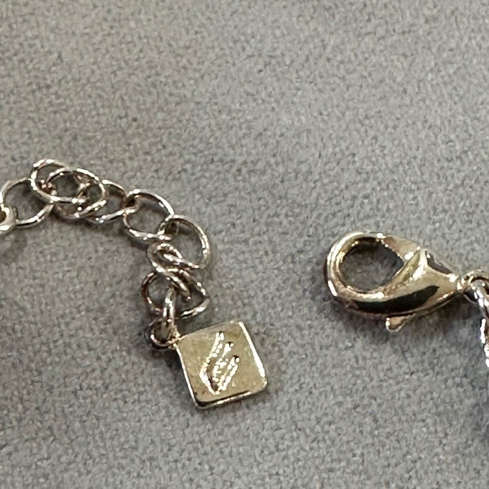 Yoga Namaste in Cursive - Silver Bracelet with Dangling Om - Picture 3 of 7